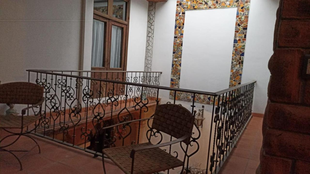Bed and Breakfast La Casa De Piedra à El Carmen  Extérieur photo